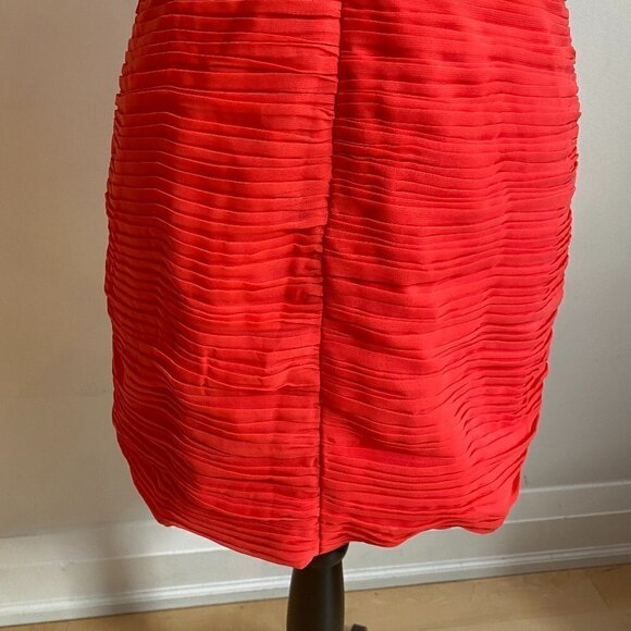 LAVISH Alice Strapless Coral Mini Dress BNWOT 4 Sweetheart Neck Pleated Chiffon - Picture 4 of 8